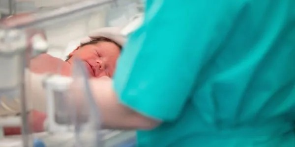 Premature Baby and the 3 Phases of Preterm Birth: What Every Parent Should Know