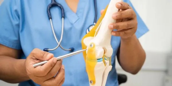 Why Early Detection of TKR Infection Could Save Your Implant